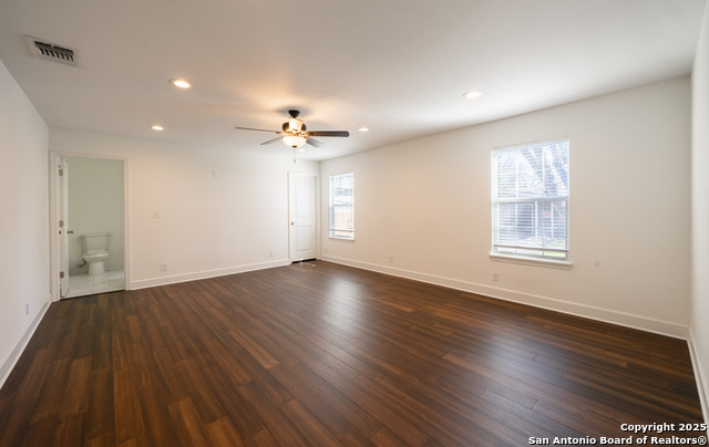 Listing photo id 14 for 330 Givens Ave