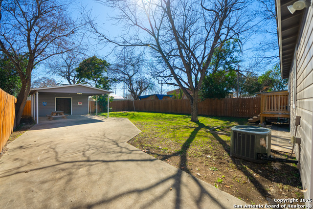 Listing photo id 21 for 330 Givens Ave