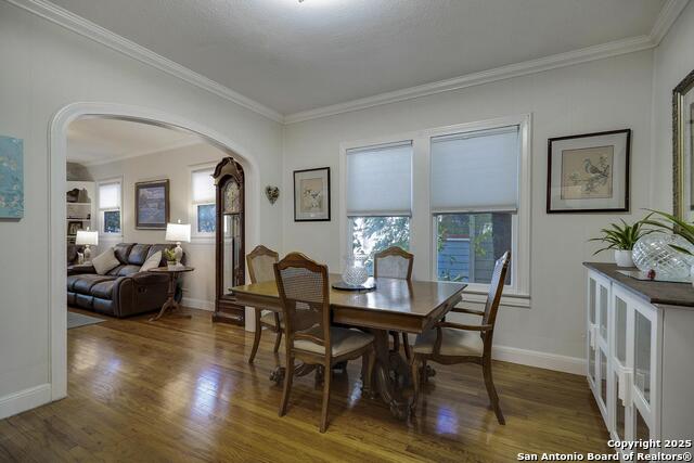 Listing photo id 5 for 555 Craig E