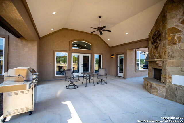 Listing photo id 24 for 1273 Via Principale