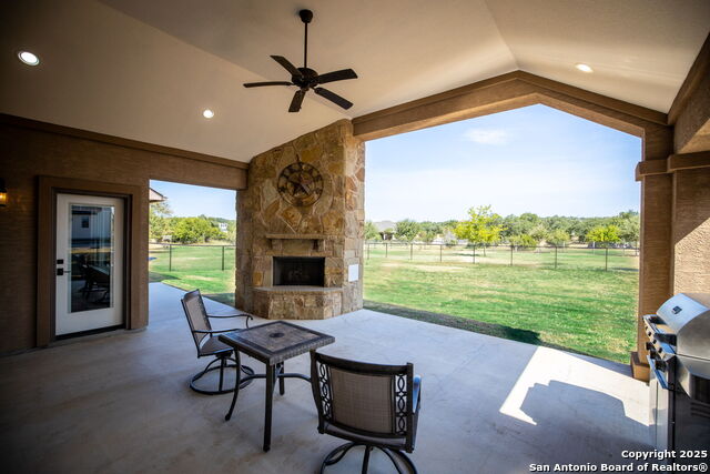 Listing photo id 25 for 1273 Via Principale