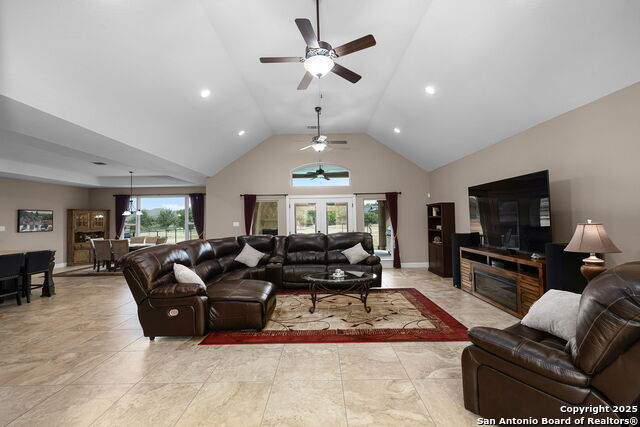 Listing photo id 2 for 1273 Via Principale