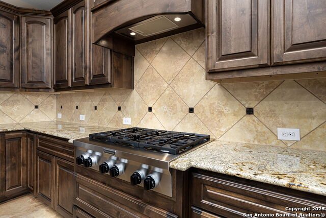 Listing photo id 6 for 1273 Via Principale