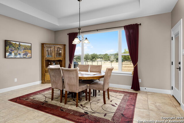 Listing photo id 7 for 1273 Via Principale