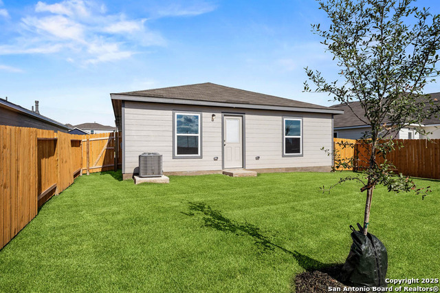 Image 3 of 16 For 2838 Forsyth Canyon