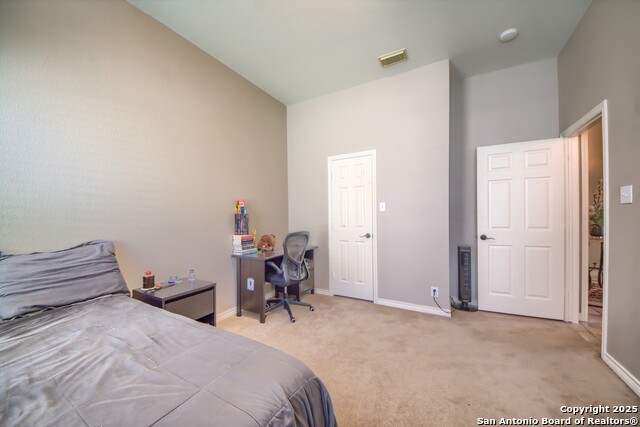 Listing photo id 14 for 1711 Montecino