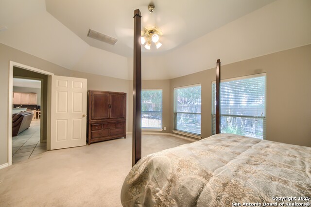 Listing photo id 32 for 1711 Montecino