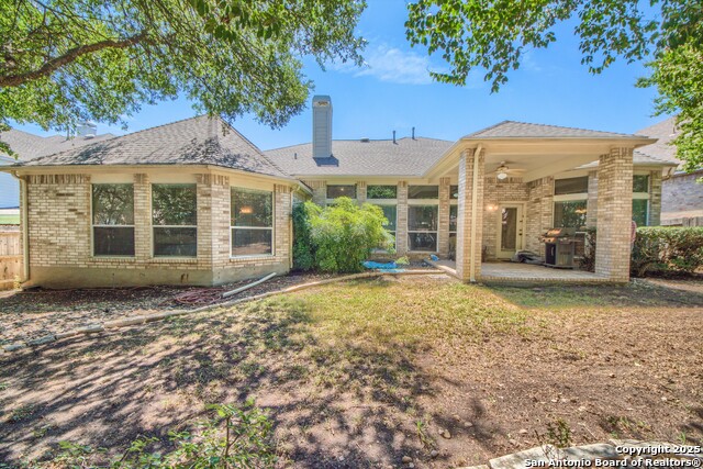 Listing photo id 42 for 1711 Montecino