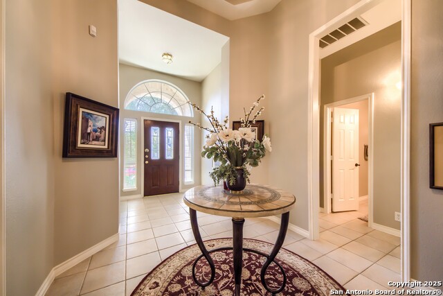Listing photo id 3 for 1711 Montecino