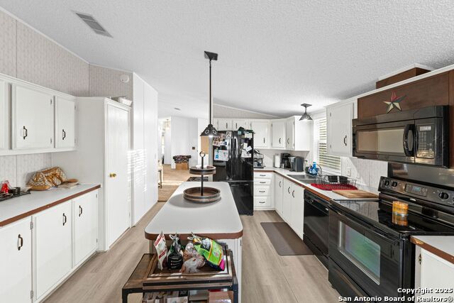 Image 15 of 94 For 2586 Sandy Elm Rd