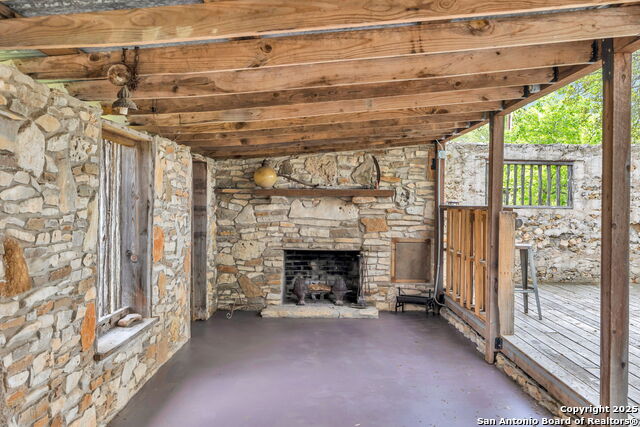 Image 23 of 44 For 123 Rocky Rd