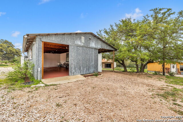 Image 3 of 44 For 123 Rocky Rd