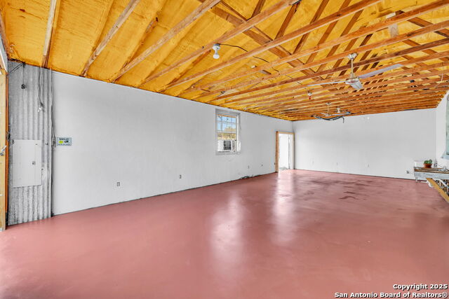 Image 6 of 44 For 123 Rocky Rd