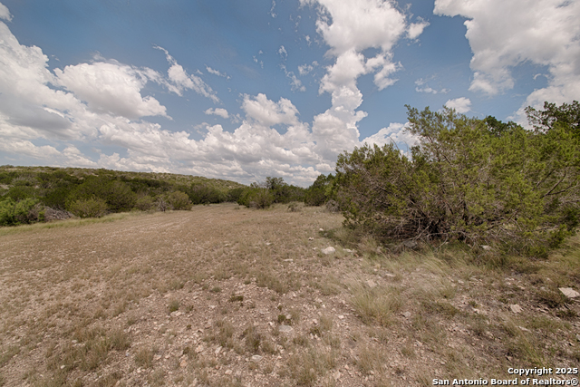 Listing photo id 6 for Tbd Sd 45720