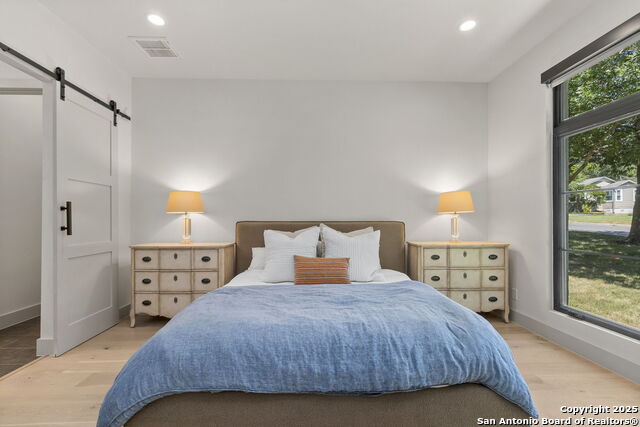 Image 16 of 36 For 260 Retama  