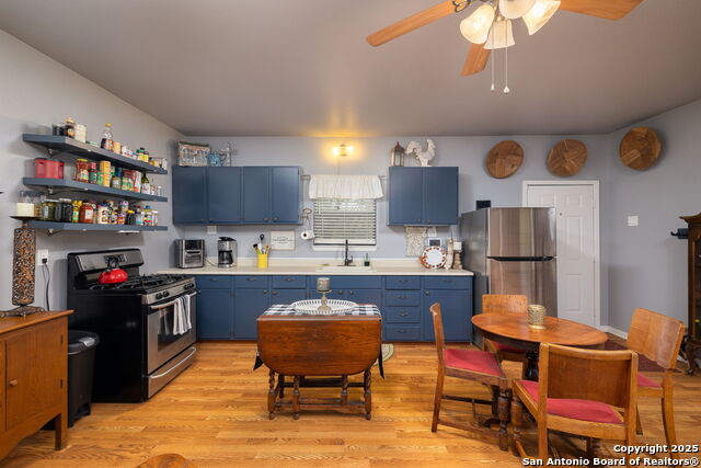 Image 10 of 22 For 1060 Forest View Dr
