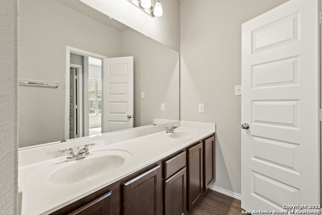 Image 15 of 21 For 4939 Blue Ranch