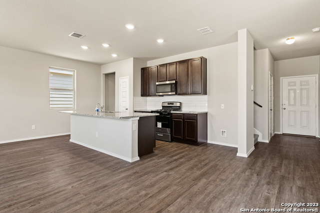 Image 5 of 21 For 4939 Blue Ranch