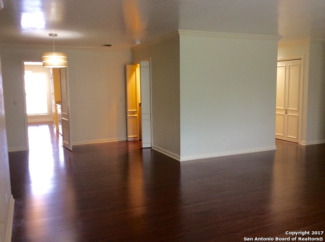 Image 5 of 18 For 7926 Broadway St  204