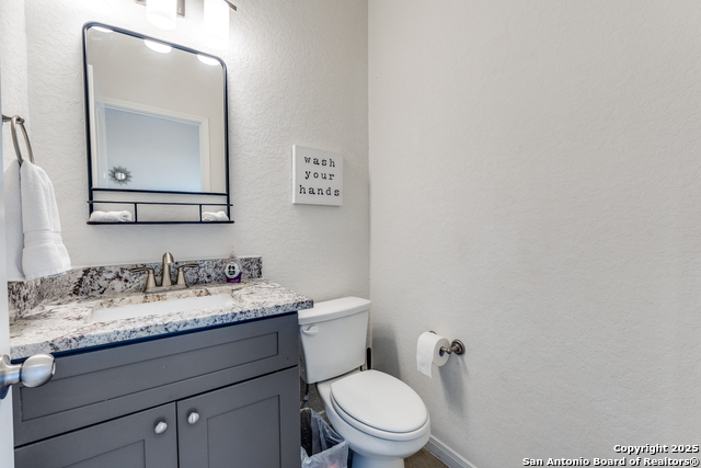 Image 19 of 22 For 811 Potomac