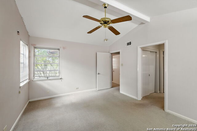 Image 15 of 20 For 207 E Woodlake Dr.