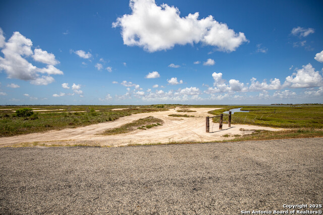 Listing photo id 12 for 602-698 Cape Velero Dr