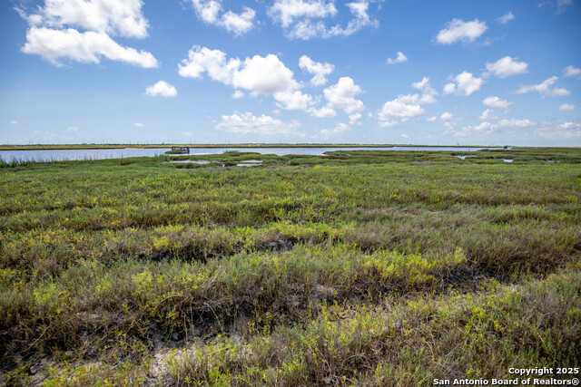 Listing photo id 22 for 602-698 Cape Velero Dr