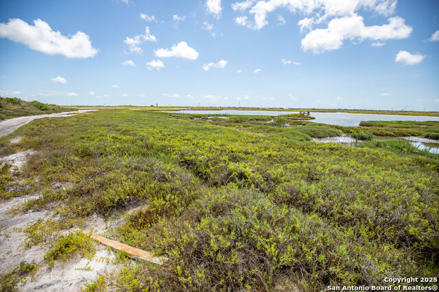 Listing photo id 24 for 602-698 Cape Velero Dr