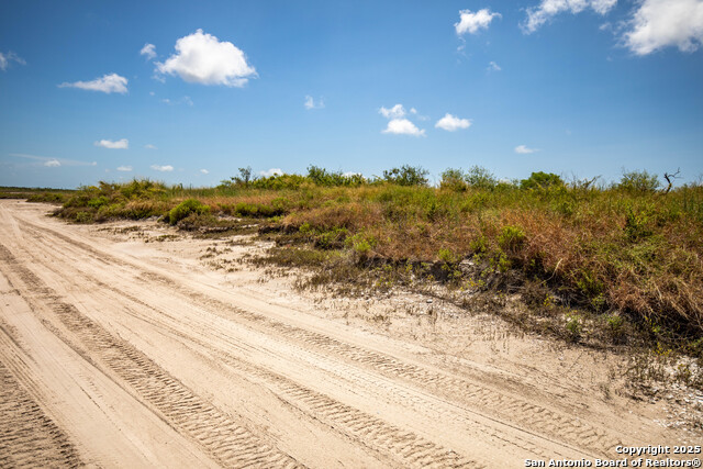 Listing photo id 35 for 602-698 Cape Velero Dr