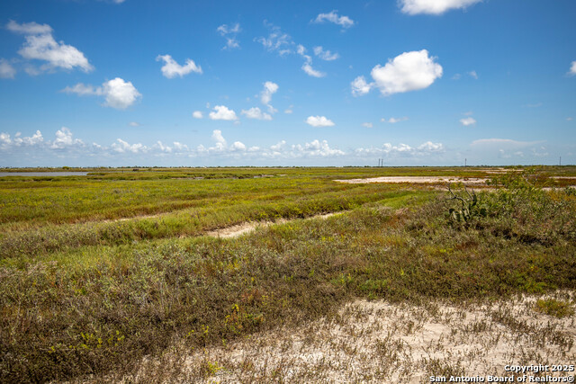 Listing photo id 37 for 602-698 Cape Velero Dr