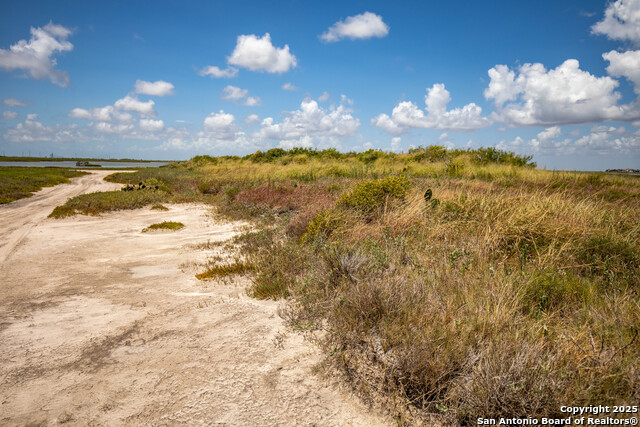 Listing photo id 43 for 602-698 Cape Velero Dr