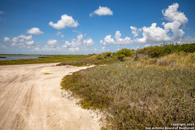 Listing photo id 44 for 602-698 Cape Velero Dr