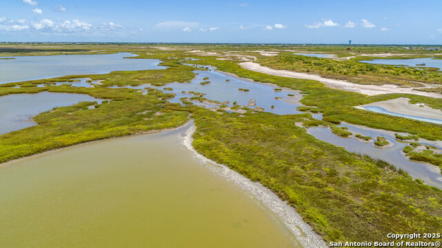 Listing photo id 6 for 602-698 Cape Velero Dr