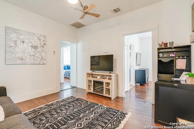 Image 10 of 20 For 1822 Woodlawn