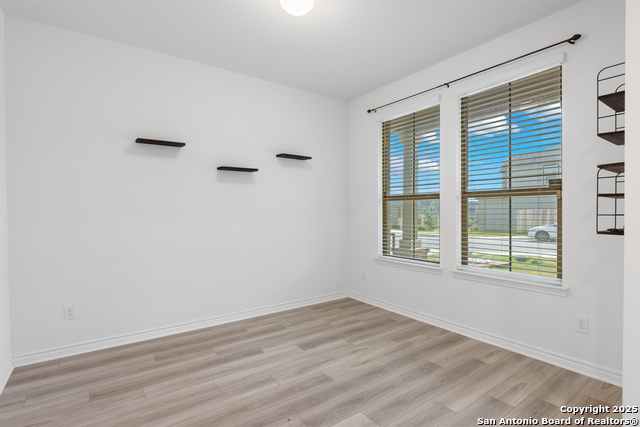 Image 5 of 32 For 3210 Sunday Song