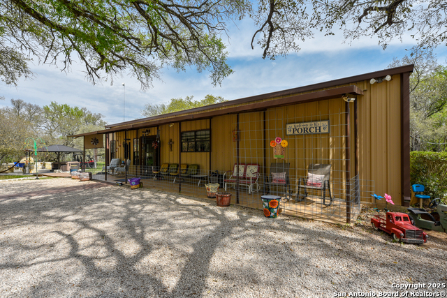 Details for 2044 Cr 344  , Hondo, TX 78861
