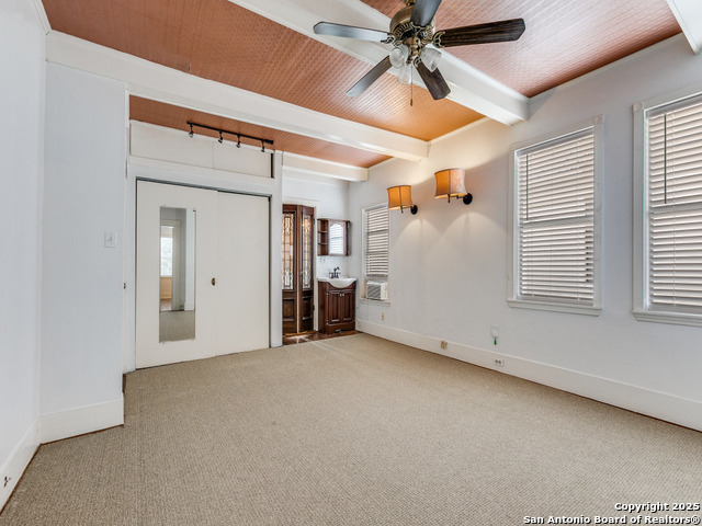 Image 18 of 29 For 228 Woodlawn W