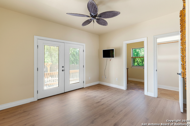 Listing photo id 17 for 510 Twohig