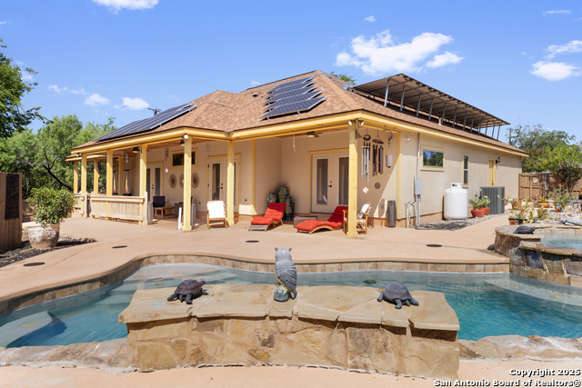 Listing photo id 22 for 510 Twohig