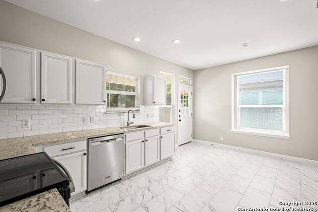 Image 10 of 25 For 14514 Sonora Falls