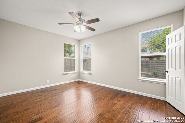 Image 15 of 25 For 14514 Sonora Falls