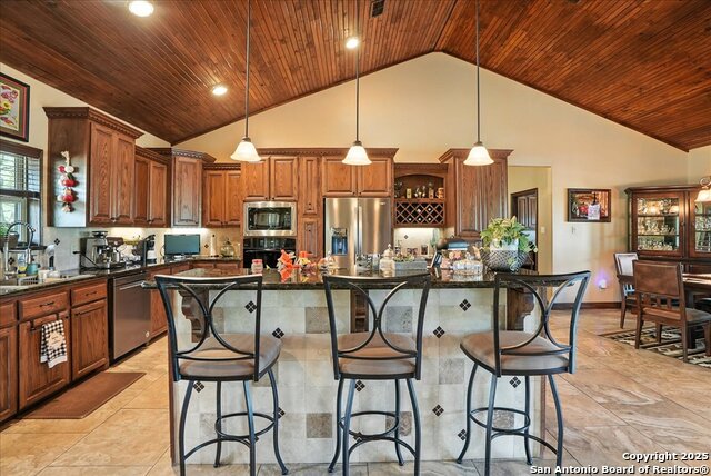 Listing photo id 10 for 130 Cr 102  