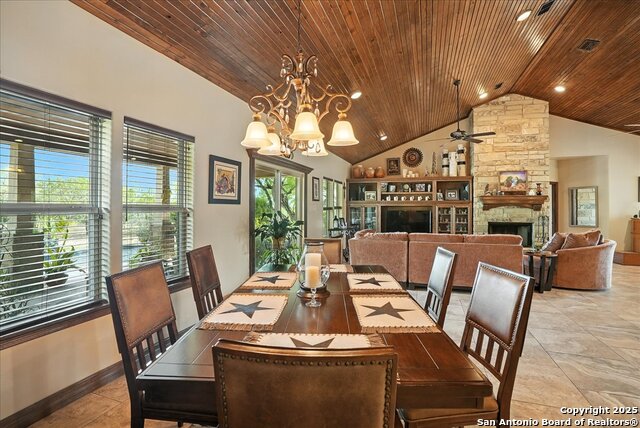 Listing photo id 13 for 130 Cr 102  