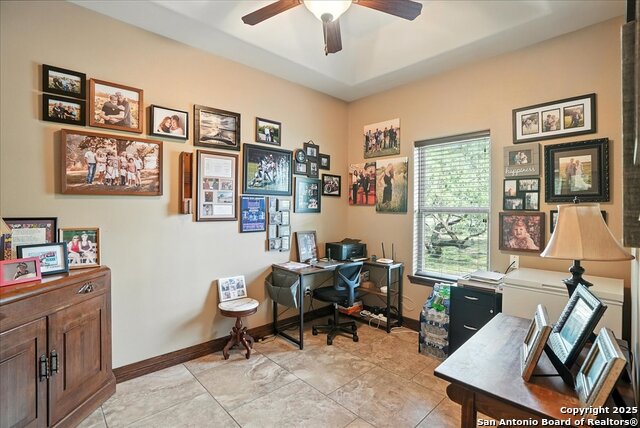 Listing photo id 15 for 130 Cr 102  