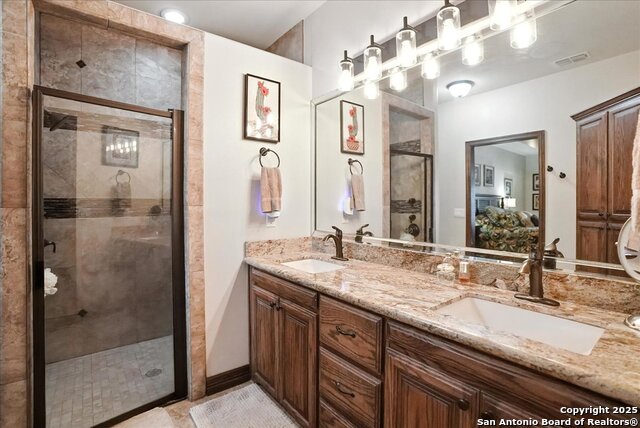 Listing photo id 24 for 130 Cr 102  