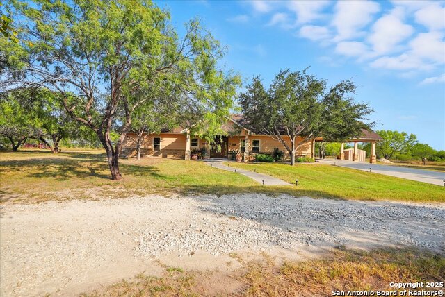 Listing photo id 37 for 130 Cr 102  