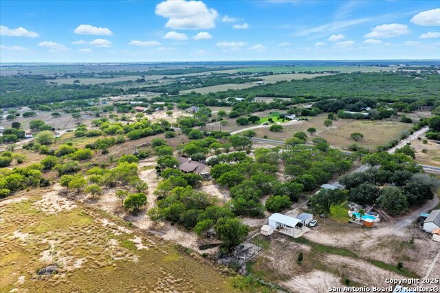 Listing photo id 46 for 130 Cr 102  