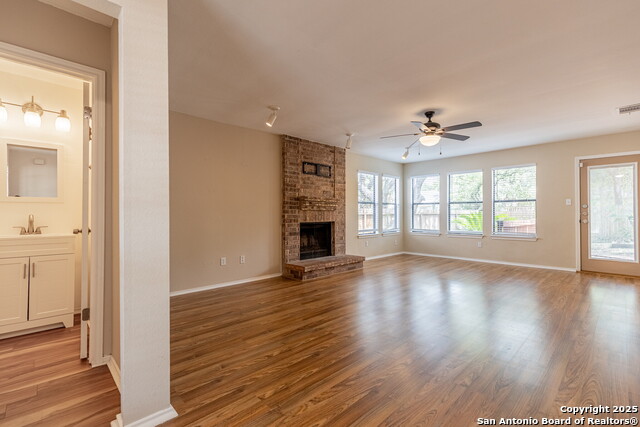Image 4 of 35 For 2134 River Hollow