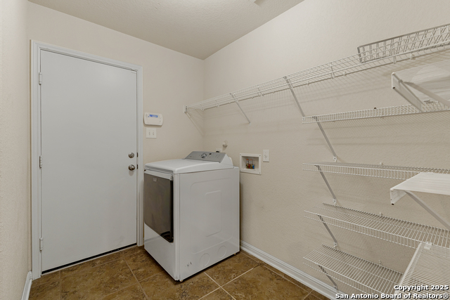 Image 13 of 49 For 510 Turnberry Way