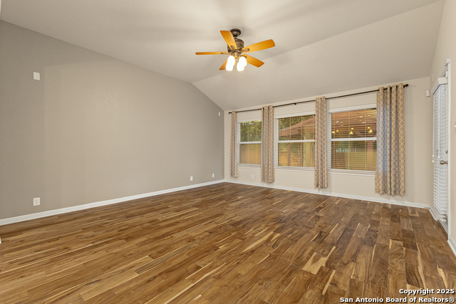 Image 16 of 49 For 510 Turnberry Way